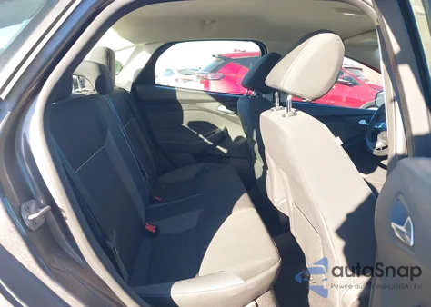 2014 Ford Focus Se из США, поврежденный, VIN 1FADP3F28EL128151